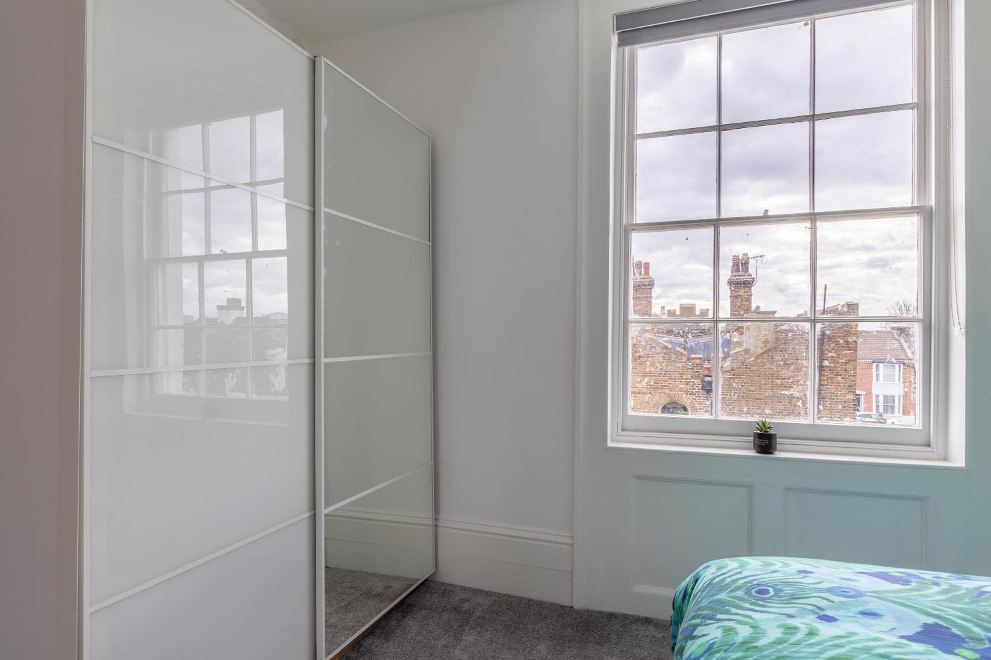 Seaside Serenity: Stylish Sea View Apartments In Herne Bay Bagian luar foto