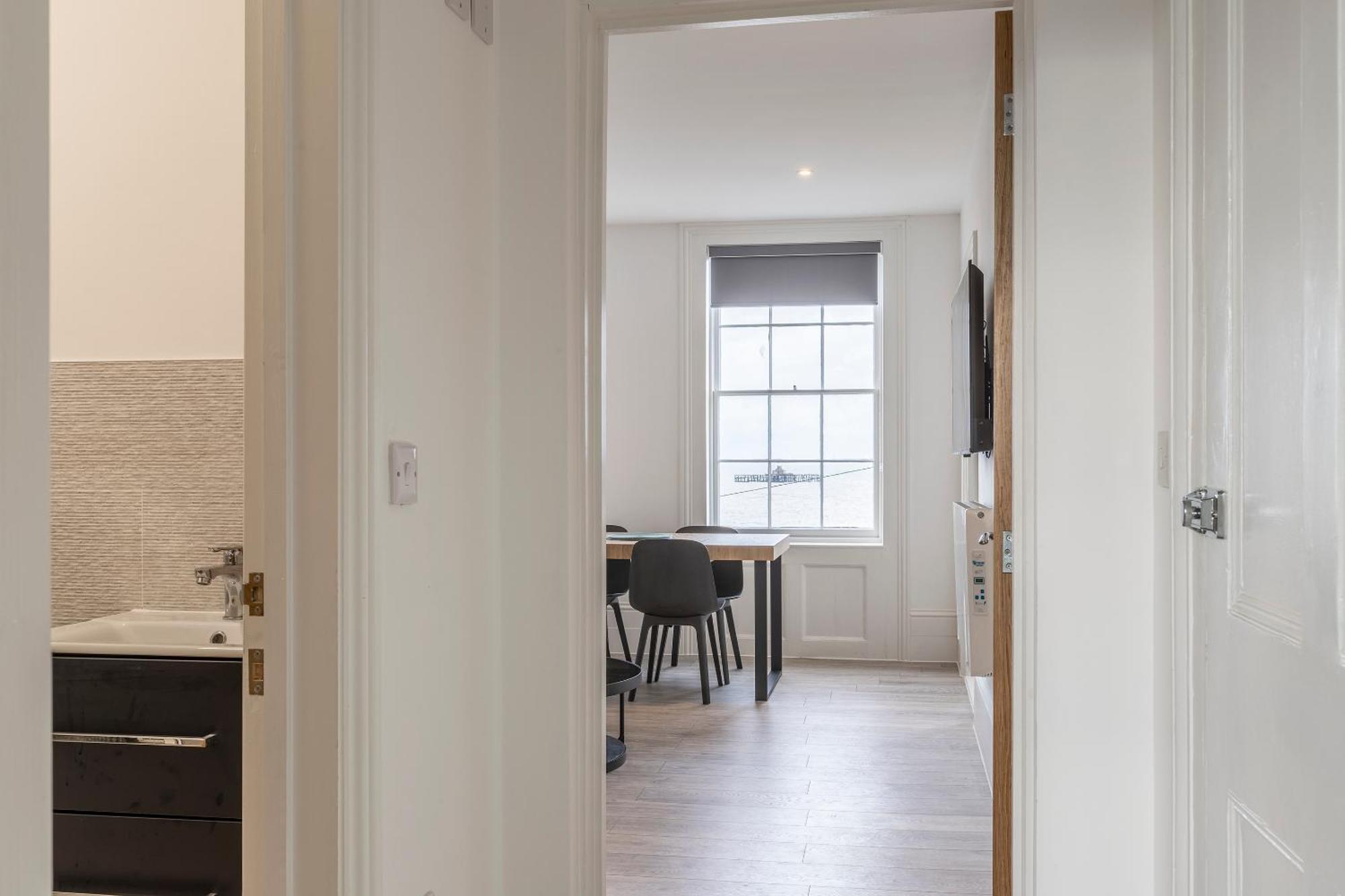 Seaside Serenity: Stylish Sea View Apartments In Herne Bay Bagian luar foto