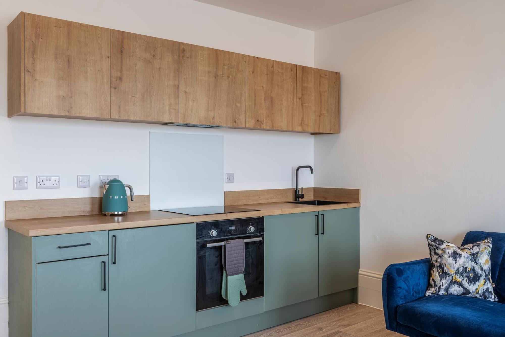 Seaside Serenity: Stylish Sea View Apartments In Herne Bay Bagian luar foto