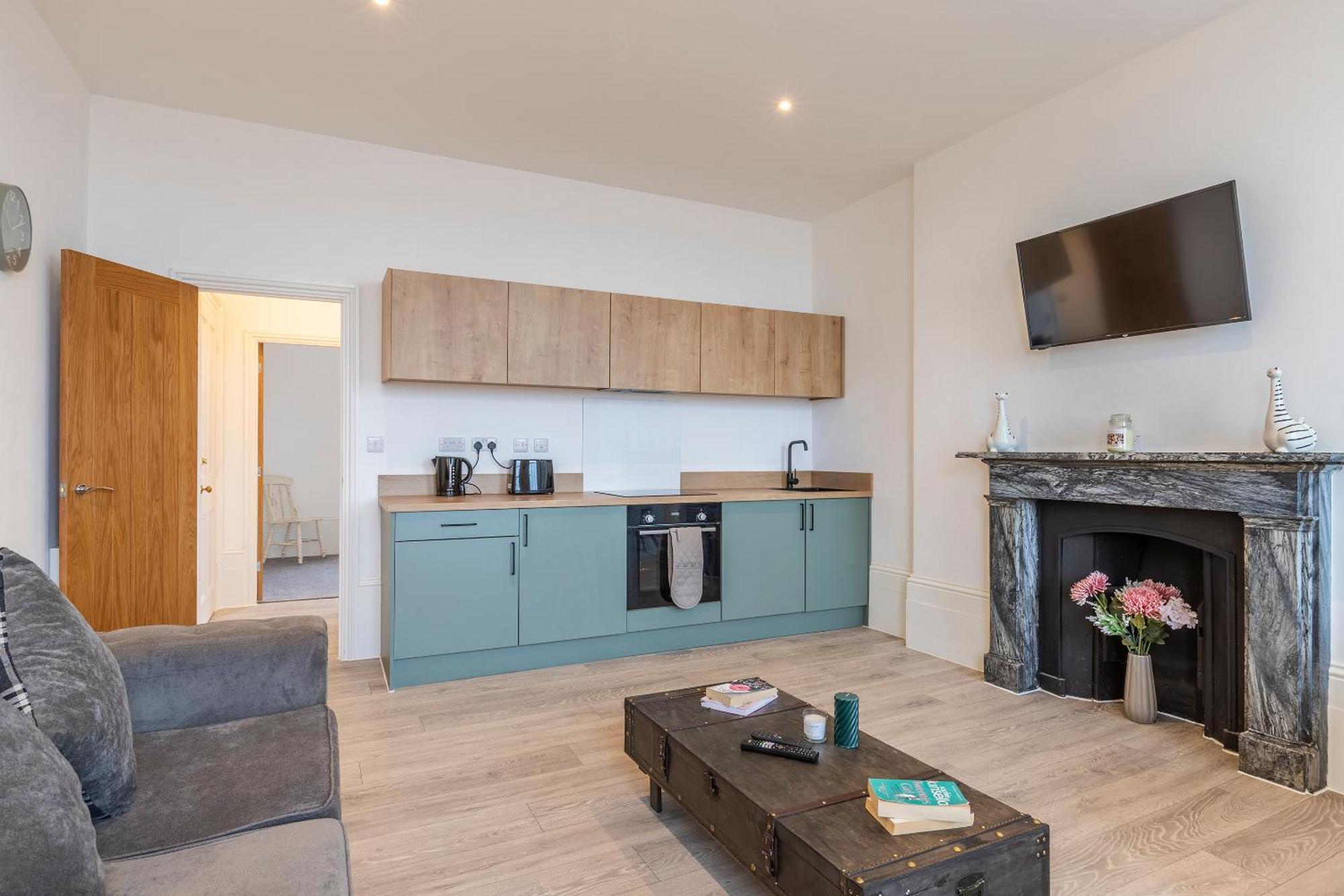 Seaside Serenity: Stylish Sea View Apartments In Herne Bay Bagian luar foto